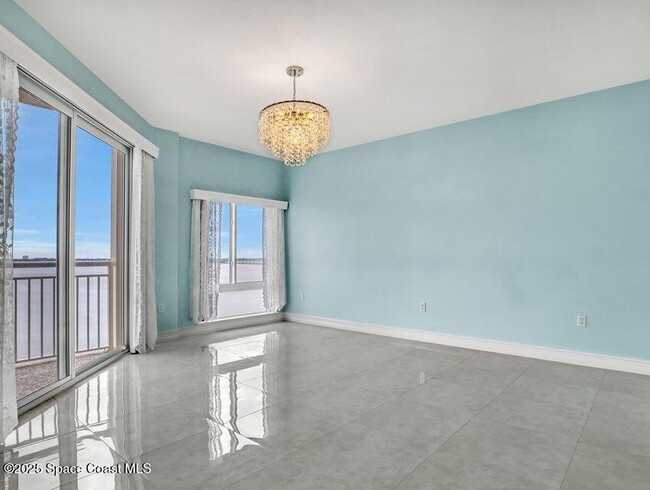 Building Photo - 1435 S Harbor City Blvd
