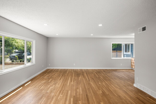 Building Photo - 215 SW 131st Ave