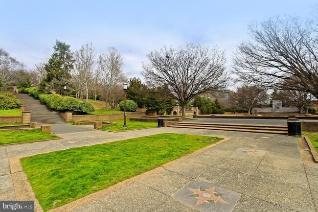 Building Photo - 1701 16th St NW