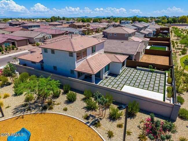 Building Photo - 8773 W Medlock Dr