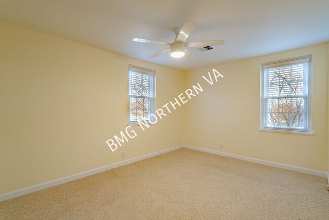 Building Photo - 4701 31st St S