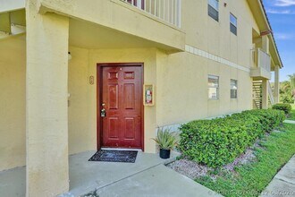 Building Photo - 12650 Vista Isles Dr