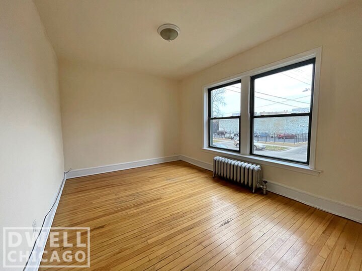 Building Photo - 2342 N Spaulding Ave