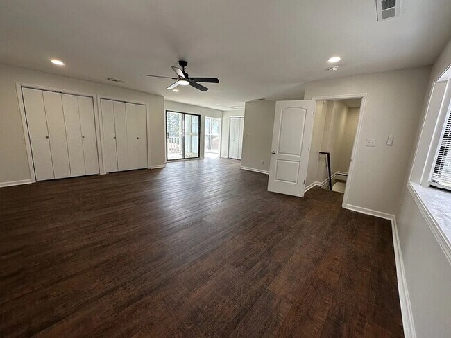 Building Photo - 2712 Garvin Rd NW