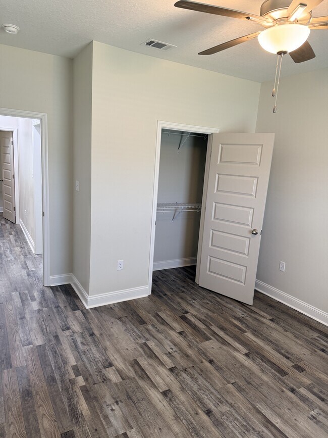 Building Photo - 3948 Lu Ln