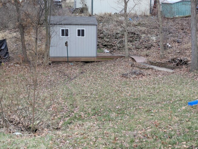 Building Photo - 4600 Wren Wood Dr