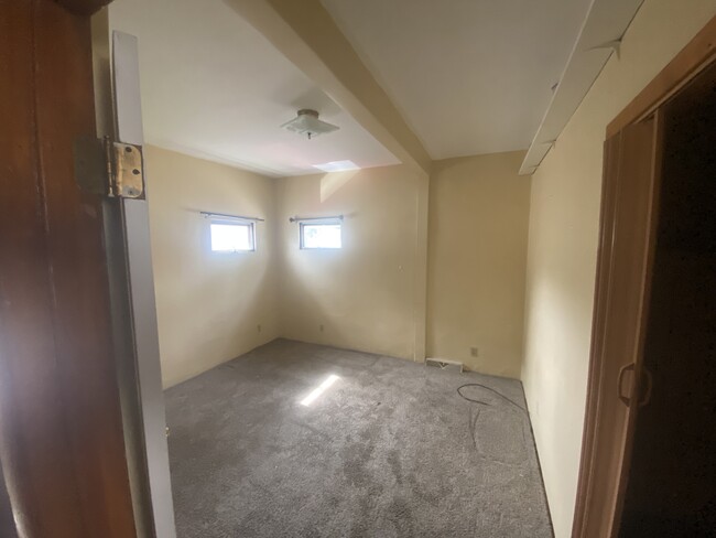 Bedroom 2 - 100 Allen St