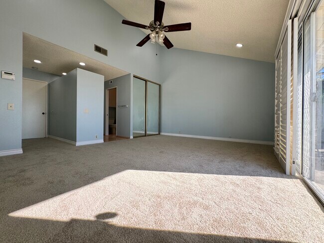 Building Photo - 9941 Mozelle Ln