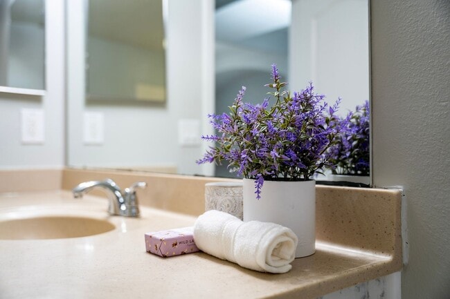 Building Photo - Lifestyle in Villanova at Hunter's Creek- ...