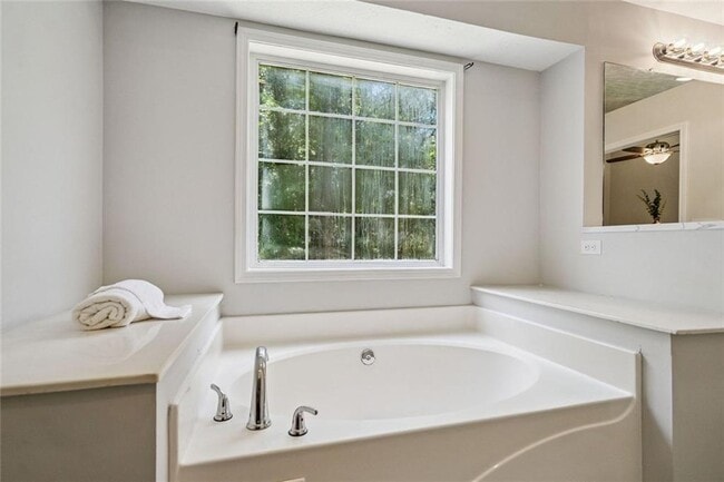 Building Photo - 3840 Pilgrim Mill Rd