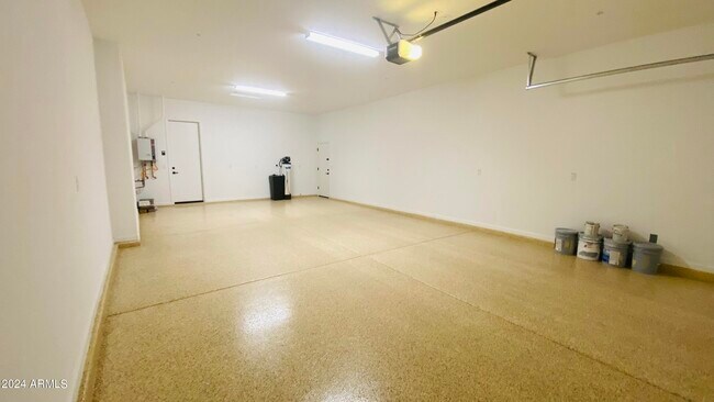 Building Photo - 13150 W Desert Frst Trl