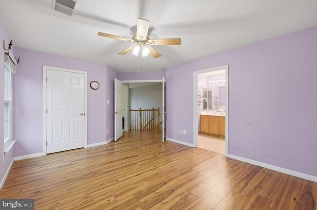 Building Photo - 6914 S Dewey Ct