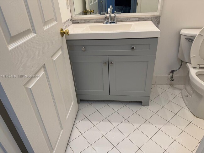 Building Photo - 650 NW 170th Terrace