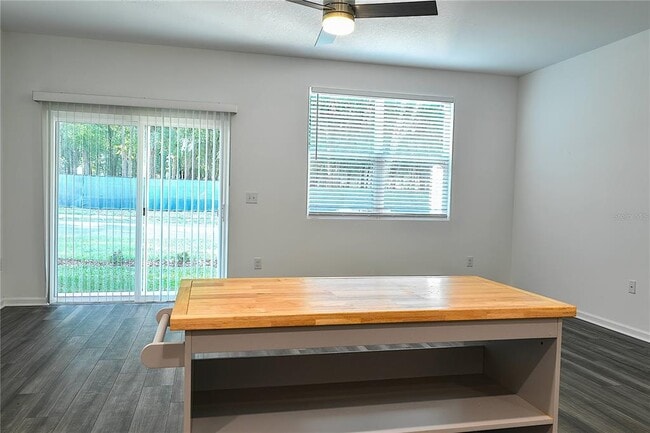 Building Photo - 38061 Elby Ln