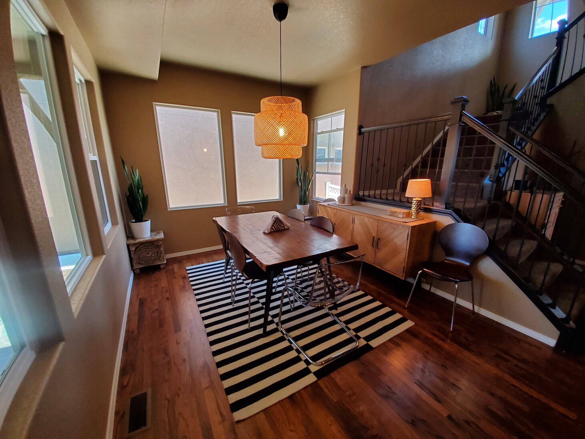 Building Photo - 5517 Sunrise Mesa Dr