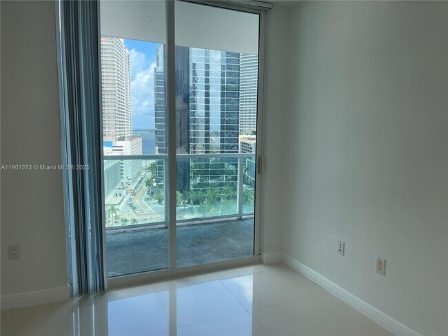 Building Photo - 1250 S Miami Ave