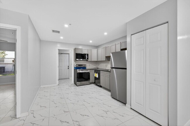 Building Photo - 3255 Avenue J