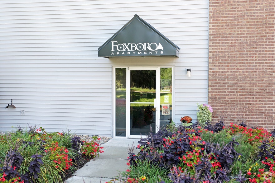 Leasing Office - Foxboro Apartments