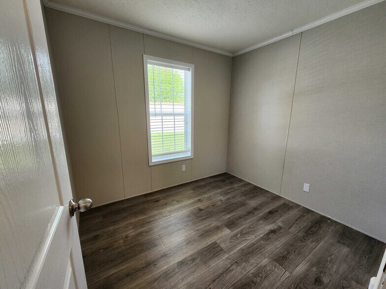 Building Photo - 3629 Cedar Loop