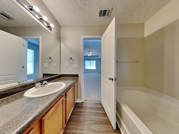 Building Photo - 4778 Tuong Yen Ct