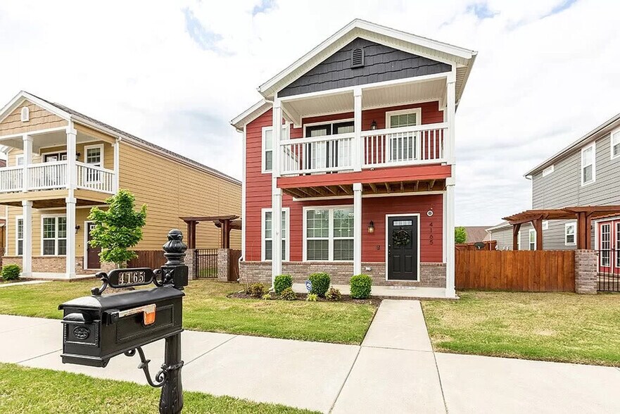Building Photo - 4165 W Marlowe Ln