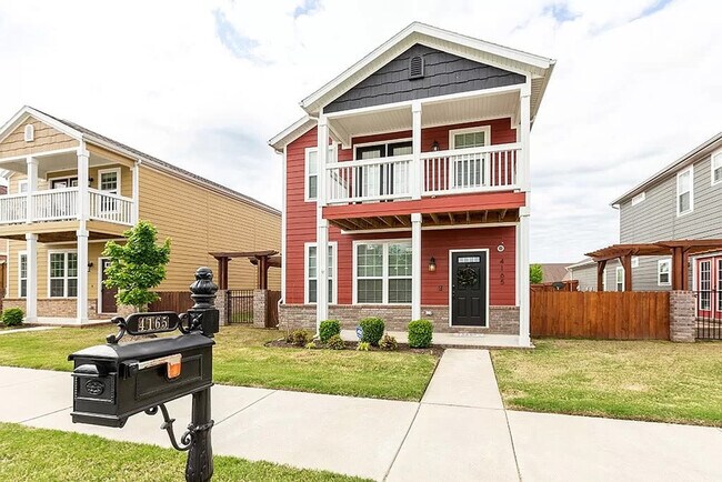 Building Photo - 4165 W Marlowe Ln