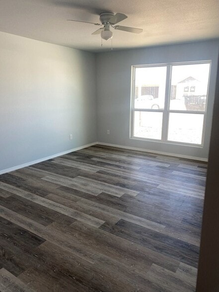 Building Photo - 1642 Wrigley Dr