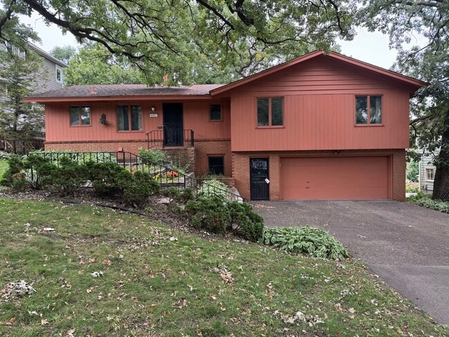 Building Photo - 4007 Grimes Ave S