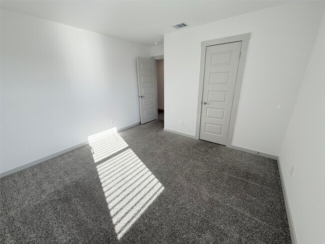 Building Photo - 28930 Yampa Mill Ln