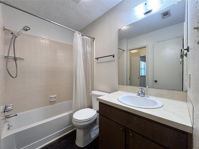 Building Photo - 701 Gamez Cove