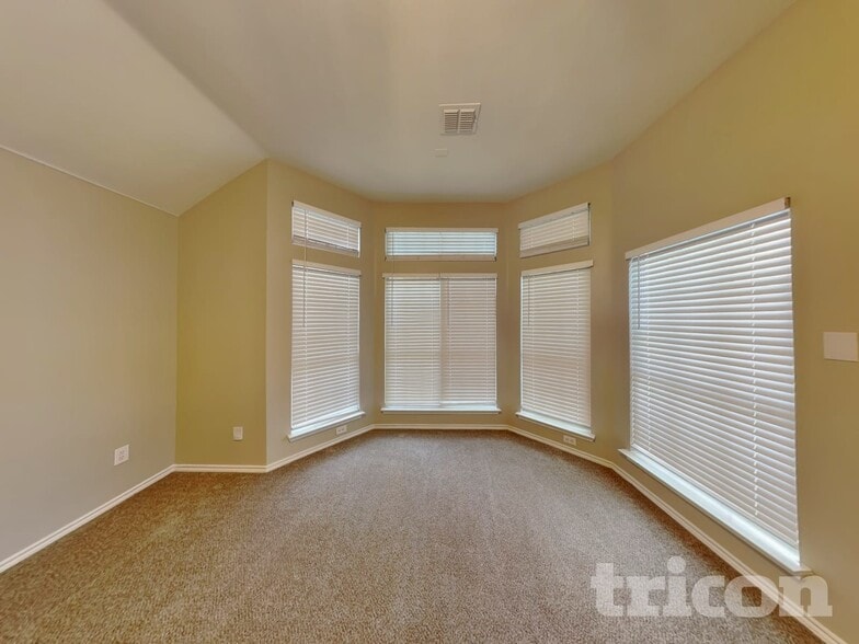 Building Photo - 5337 Warm Springs Trail