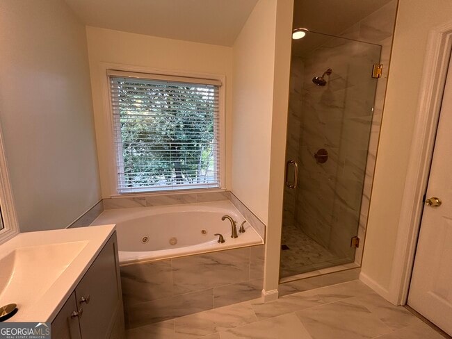 Building Photo - 5305 Derby Chase Ct