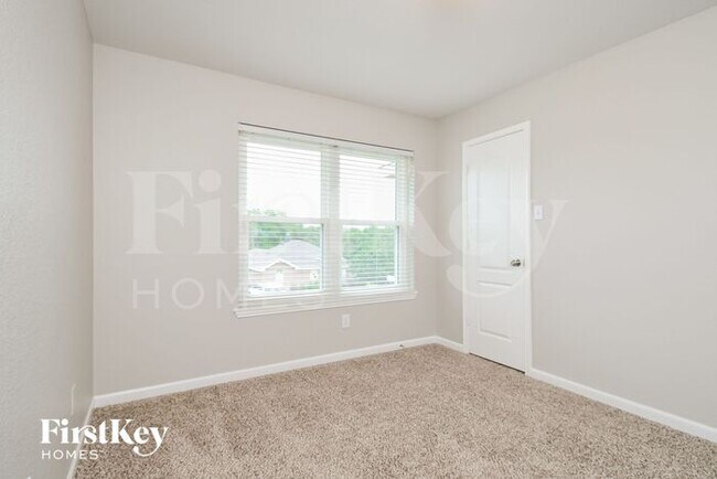 Building Photo - 436 Sugar Mill Dr