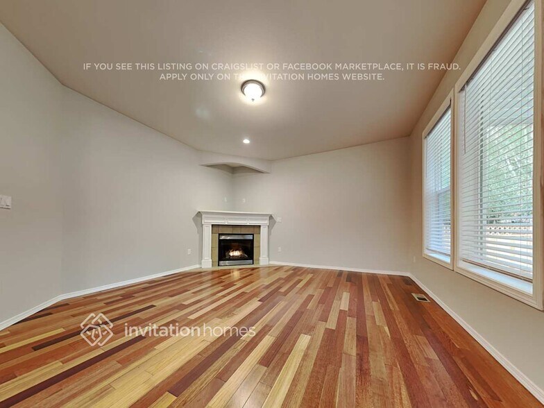 Building Photo - 7150 Axis St SE