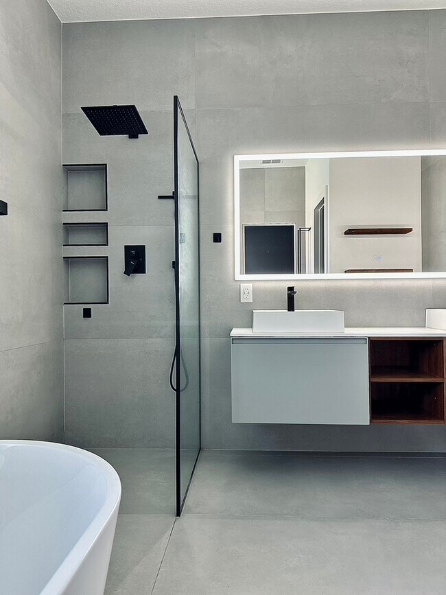 Building Photo - 107 Monroe View Trail