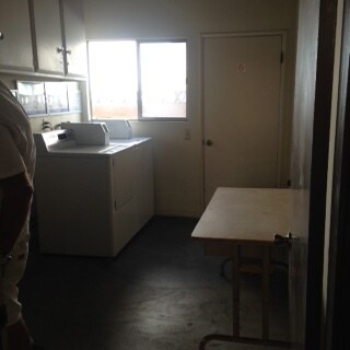 Laundry are - 3430 W 170th St