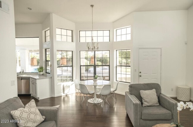 Building Photo - 6427 W Wethersfield Rd