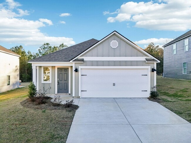 Building Photo - 595 Sterling Pl