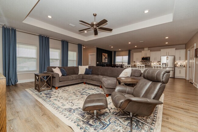 Building Photo - 1106 Shoal River Dr