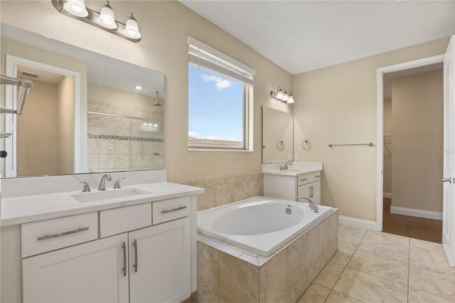 Building Photo - 8224 Procida Isle Ln