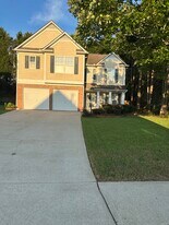 Outside of the house - 2562 Plymouth Way