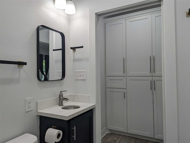 Building Photo - 4711 Rusk St