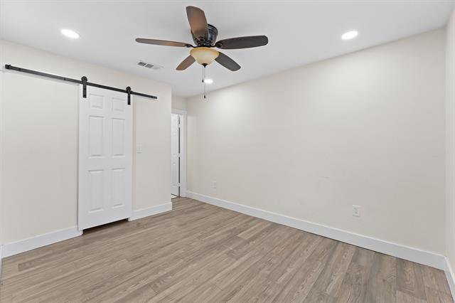 Building Photo - 3806 Castle Hills Dr