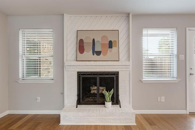 Building Photo - 9811 Kingsman Dr