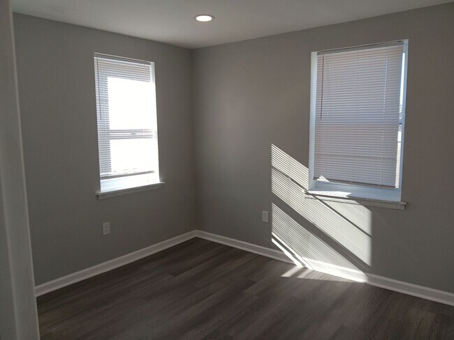 Building Photo - 2036 N Gratz St