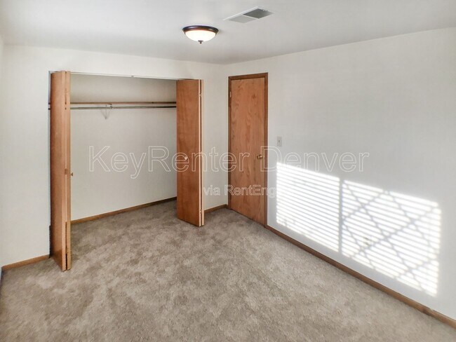 Building Photo - 1469 Coronado Pkwy N