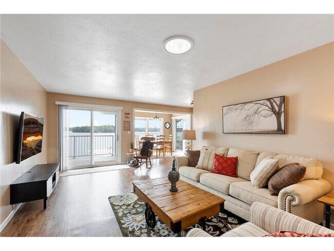 Building Photo - 26755 Fremont Dr