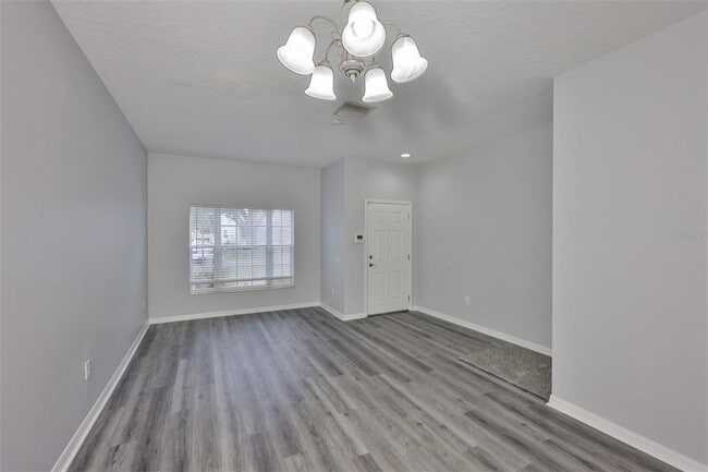 Building Photo - 13127 Kings Crossing Dr