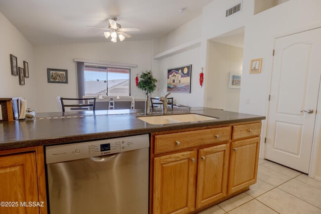 Building Photo - 5357 W Eagle Claws Ct