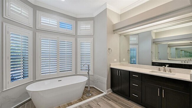 Building Photo - 6911 Riversedge St Cir